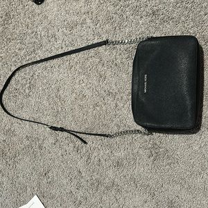 Black Michael Kors CrossBody purse